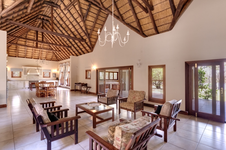 4 Bedroom Property for Sale in Cloudy Creek Free State